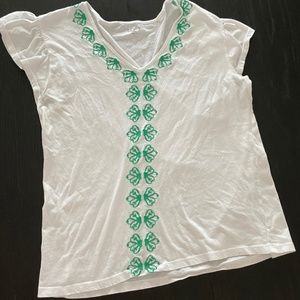Ann Taylor Loft Outlet M Cap Sleeve White t-shirt with Green Flowers